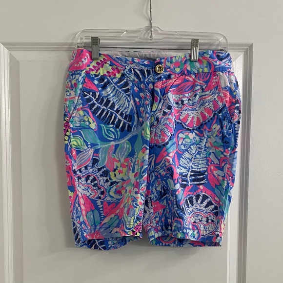 Lilly Pulitzer Chipper Shorts - Picture 1 of 3